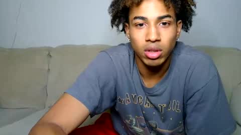 zachbrownn online show from October 30, 5:20 am