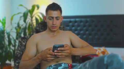 zachpri20 online show from September 24, 9:29 pm