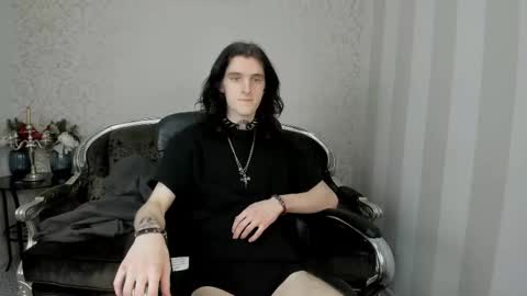 zack_bev online show from January 10, 7:15 pm