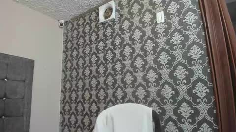 Zack online show from February 20, 11:16 pm