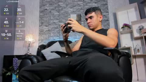 zack_joness10 online show from May 31, 5:26 am