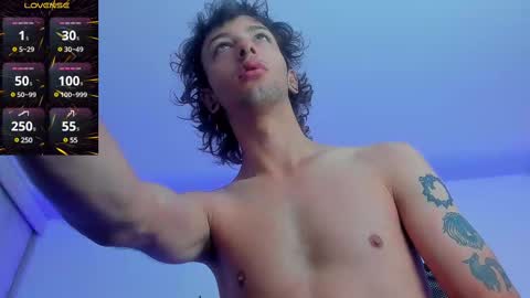 Snapshot of zackcum_ chatting on March 4, 12:12 pm for you Zack online show from March 4, 12:12 pm