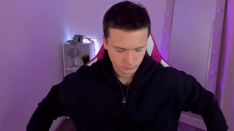 Zack online show from October 13, 5:07 am