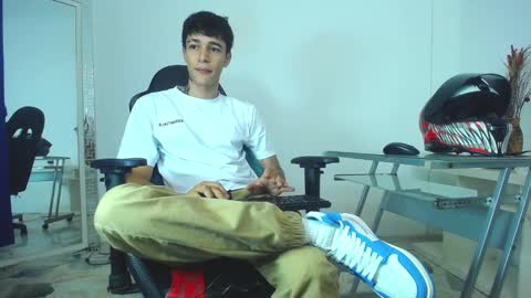 Snapshot of zacktk7 chatting on January 6, 9:00 pm zack online show from January 6, 9:00 pm