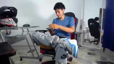 Snapshot of zacktk7 chatting on January 15, 8:26 pm zack online show from January 15, 8:26 pm