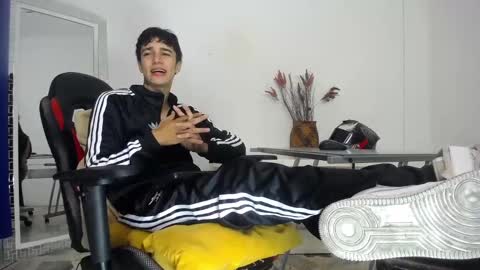 Snapshot of zacktk7 chatting on January 22, 7:56 pm zack online show from January 22, 7:56 pm