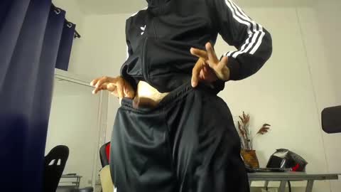 Snapshot of zacktk7 chatting on January 22, 10:59 pm zack online show from January 22, 10:59 pm