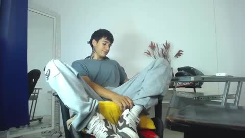 Snapshot of zacktk7 chatting on January 24, 5:42 pm zack online show from January 24, 5:42 pm