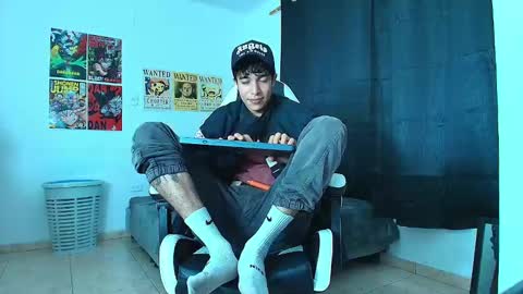 Snapshot of zacktk7 chatting on February 13, 8:03 pm zack online show from February 13, 8:03 pm