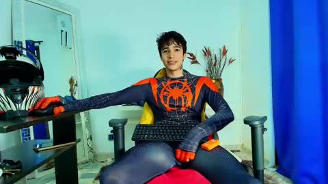 Snapshot of zacktk7 chatting on February 15, 8:11 pm zack online show from February 15, 8:11 pm