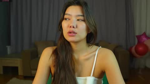 Snapshot of zadabercher chatting on November 13, 2:10 am Marina online show from November 13, 2:10 am