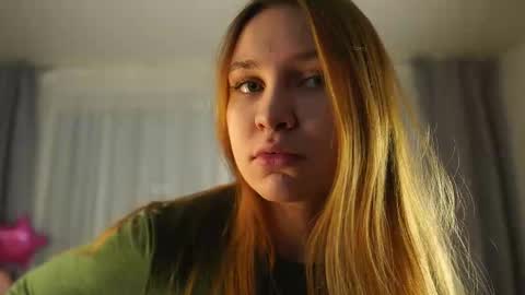 Snapshot of zadabercher chatting on November 21, 12:04 pm Marina online show from November 21, 12:04 pm