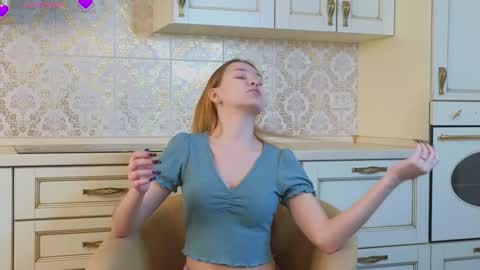 Snapshot of zadabercher chatting on December 4, 12:03 pm Marina online show from December 4, 12:03 pm