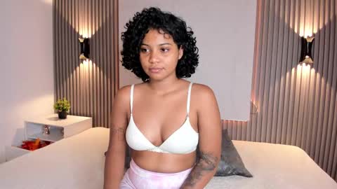 zafira online show from February 18, 11:44 am