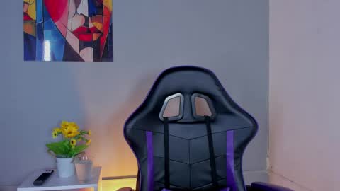 Zafiro Brown online show from March 23, 7:51 pm