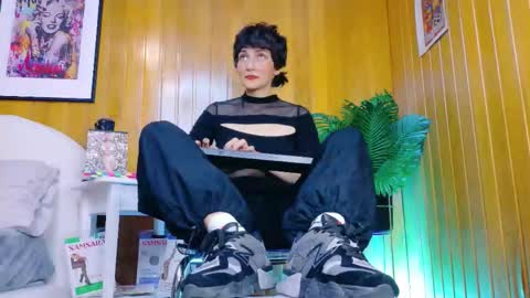 Snapshot of zafiro_gem_ chatting on November 14, 7:45 pm Karina online show from November 14, 7:45 pm