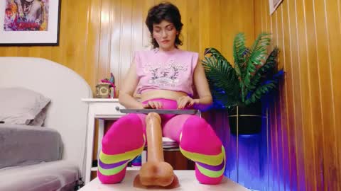 Snapshot of zafiro_gem_ chatting on December 13, 9:20 pm Karina online show from December 13, 9:20 pm