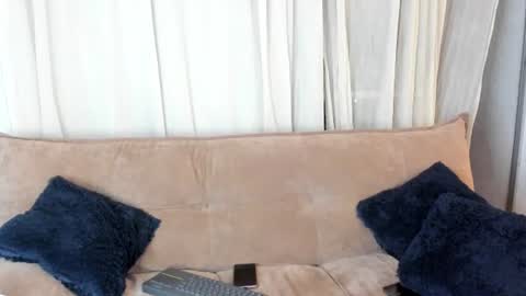 Snapshot of zafiro_lee chatting on June 10, 3:50 am zafiro_lee online show from June 10, 3:50 am