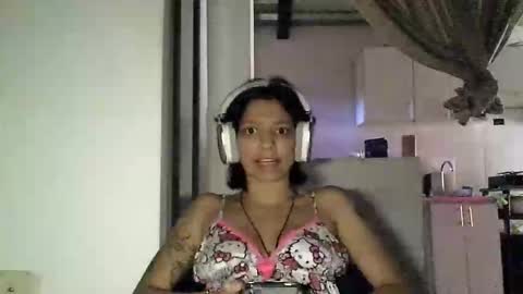 Zafiro online show from May 28, 2:03 pm