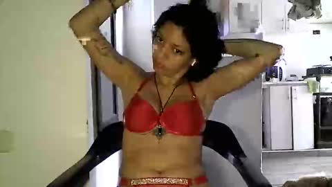 Zafiro online show from June 1, 12:18 pm