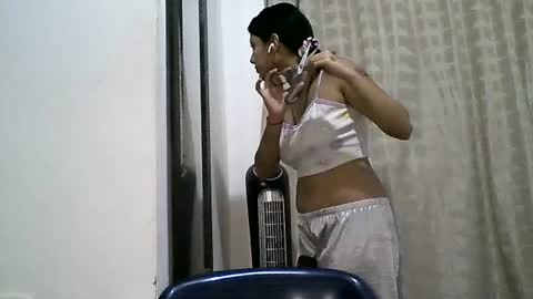Zafiro online show from June 23, 12:03 pm
