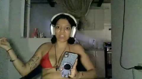Zafiro online show from July 18, 2:21 pm