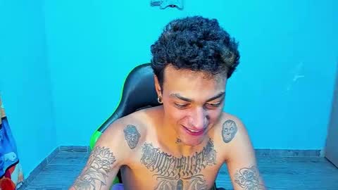 BiG Zafiro online show from February 24, 11:41 am