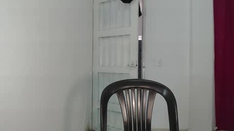 Snapshot of zahhysims chatting on January 24, 2:08 pm zahhy online show from January 24, 2:08 pm