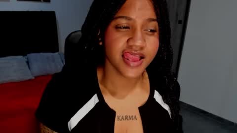 zahra_rose online show from September 30, 8:25 pm