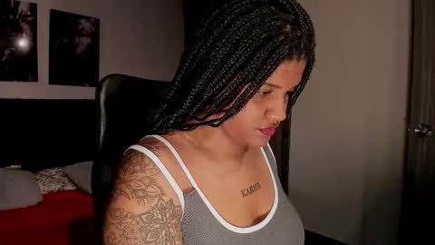 zahra_rose online show from October 19, 7:25 pm