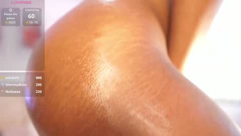 Snapshot of zahrawilliams chatting on January 16, 5:55 pm Zara Williams online show from January 16, 5:55 pm