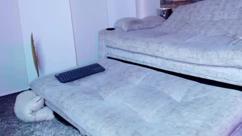 INSTAGRAM yormanfit7 online show from September 13, 11:32 am