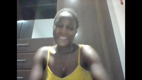 Snapshot of zainxxxx chatting on May 4, 10:17 pm zainxxxx online show from May 4, 10:17 pm