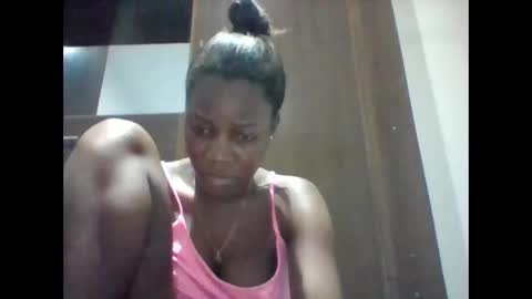 Snapshot of zainxxxx chatting on May 8, 10:59 pm zainxxxx online show from May 8, 10:59 pm