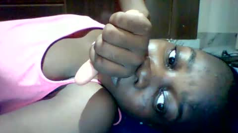 Snapshot of zainxxxx chatting on June 3, 2:33 pm zainxxxx online show from June 3, 2:33 pm
