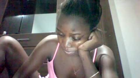 Snapshot of zainxxxx chatting on June 12, 10:41 pm zainxxxx online show from June 12, 10:41 pm