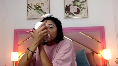 Snapshot of zaira_angel chatting on March 4, 5:13 pm Zaira Angel online show from March 4, 5:13 pm