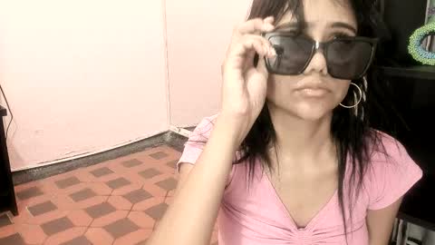 Snapshot of zaira_angel chatting on September 9, 3:39 am Zaira Angel online show from September 9, 3:39 am