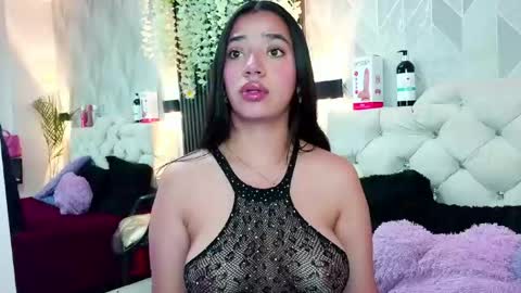 Zaira Bonny online show from June 18, 3:05 pm
