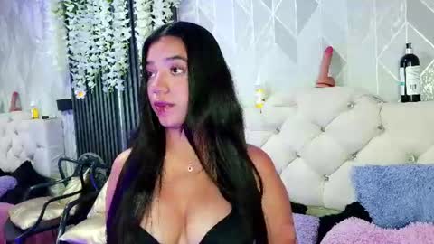 Snapshot of zaira_bonny chatting on July 10, 3:36 pm Zaira Bonny online show from July 10, 3:36 pm