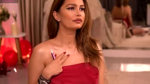 Zaira online show from April 14, 4:18 am