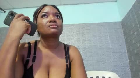 Snapshot of zamara__ chatting on July 25, 1:15 am Zamara online show from July 25, 1:15 am
