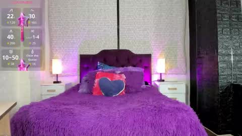 Snapshot of zamara_kleii chatting on October 18, 7:42 am Zamara Kleii online show from October 18, 7:42 am