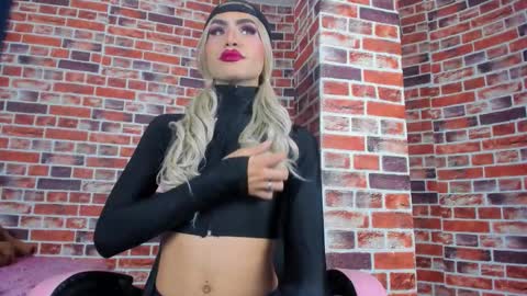 Snapshot of zamara_kleii chatting on November 26, 3:07 am Zamara Kleii online show from November 26, 3:07 am