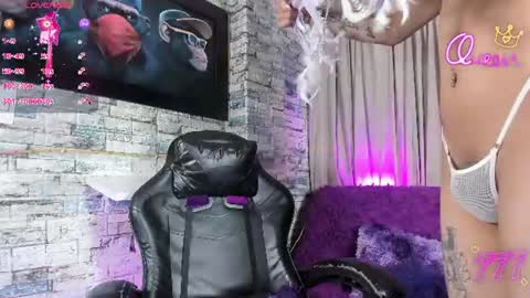 Snapshot of zamara_kleii chatting on July 24, 10:08 pm Zamara Kleii online show from July 24, 10:08 pm