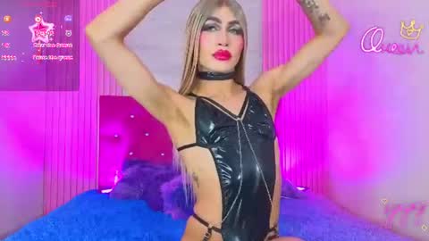 Snapshot of zamara_kleii chatting on July 30, 12:15 pm Zamara Kleii online show from July 30, 12:15 pm