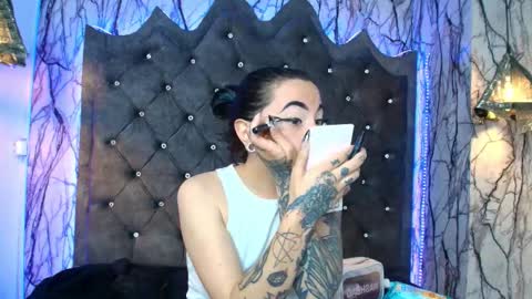 Snapshot of zami_escobar_of chatting on September 15, 7:14 pm online show from September 15, 7:14 pm