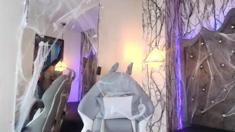 Snapshot of zami_escobar_of chatting on November 8, 6:51 pm online show from November 8, 6:51 pm