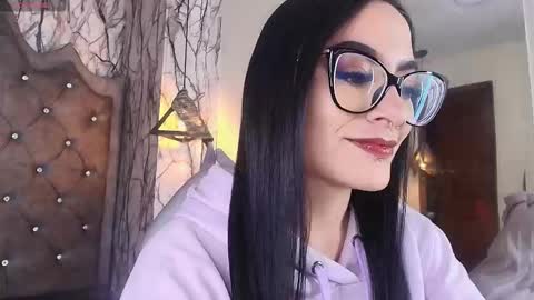 Snapshot of zami_escobar_of chatting on November 25, 5:13 pm online show from November 25, 5:13 pm