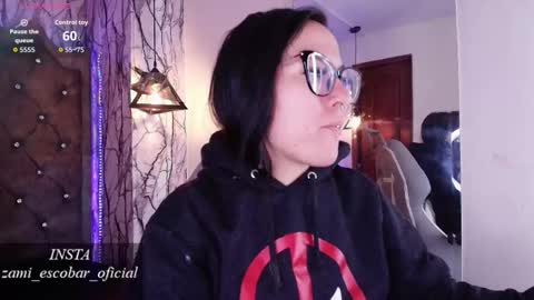   online show from January 5, 6:00 pm